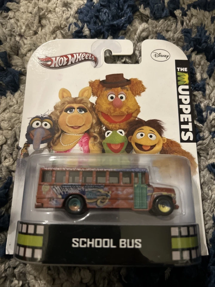 2012 美泰风火轮复古娱乐布偶校车 — 第 1/4 张图片