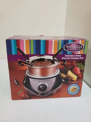 Olla para fondue Nostalgia Electrics 120V - Acero inoxidable - FPR200 Foto 1 de 2