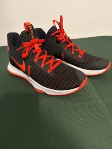 Nike LeBron Witness 5 V Basketballschuhe "Bred" purpurrot Herrengröße 11, ohne Karton - Bild 1 von 8