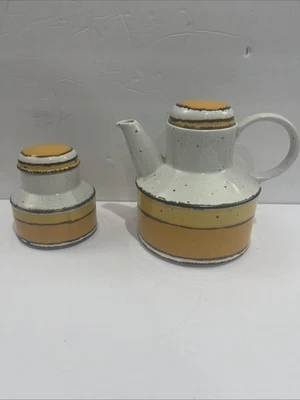 VTG Stonehenge Midwinter Sun Set Of Teapot And Sugar Bowl - Image 1 of 4