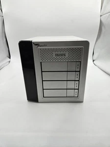 Promise Technology PEGASUS-R4 External Storage 4 Slot Hard Drive Bay - Afbeelding 1 van 2