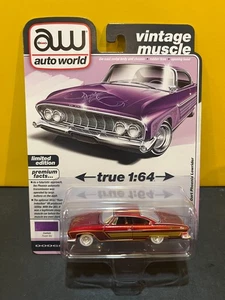 1/64 AUTO WORLD VINTAGE MUSCLE CHASE CAR LOW RIDER 1961 DODGE DART PHOENIX ROT - Bild 1 von 2