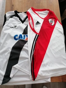 Zwei Fussball Tanktop weiß /teilweise neu - Bild 1 von 6