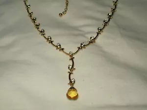 2005 AVON Gold Tone,Rhinestones,Amber Glass Vine Design Lariat Necklace - Picture 1 of 9