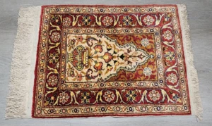 Alfombra tejida de seda mantel individual oriental arte de pared pequeña 15" X 23" - Imagen 1 de 8