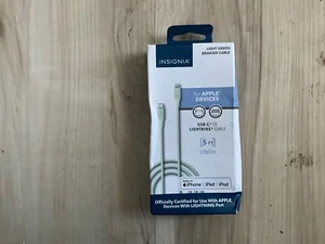 Insignia - 5ft Light-ning to USB-C MFi-Certified Cable - Green - NEW - Photo 1 sur 2