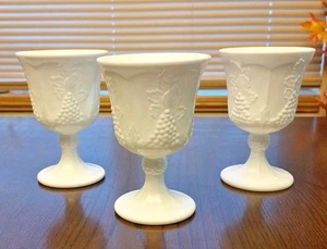 Vintage Indiana Colony Harvest Grape White Milk Glass Wine Water Goblets Set 3 - Picture 1 of 4