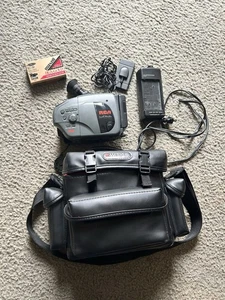 RCA CC174 Small Wonder VHS Playback Camcorder With Bag Bundle Untested - Picture 1 of 11
