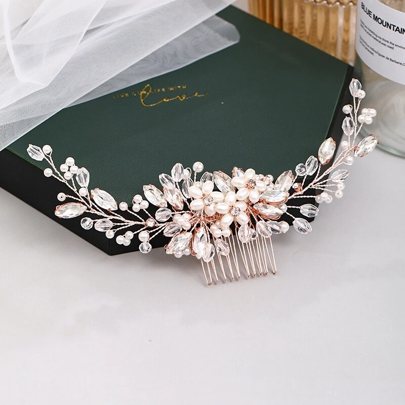 Peine de pelo de cristal con flores y perlas hechas a mano Prendas para la cabeza de novia Accesorios para el cabello de boda Foto 1 de 4