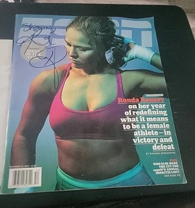 ESPN Magazin Ronda Rousey handsigniert - Bild 1 von 11