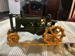 Vintage Style Gusseisen John Deere Traktor OVP Spielzeug - Bild 1 von 12