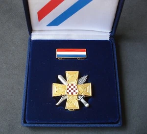 Kroatien - Bosnische Armee, HVO, Kriegsgedenkkreuz mit Schwertern, 1992 - 1995, nummeriert - Bild 1 von 7