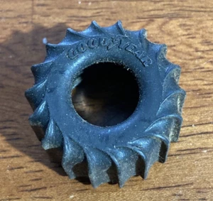 1980er Matchbox The Super Chargers Mud Racers Monstertruck Gummi Reifen Teil - Bild 1 von 5