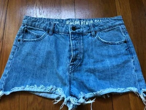 Volcom Brand Jeans- Stoned Rolled Fray Mid-Rise Button Fly Shorts Womens -Size 7 - Picture 1 of 6