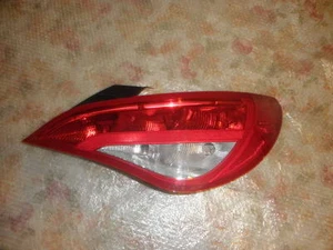 2014-2016 MBZ CLA 250/45 RIGHT TAIL LAMP ASSY/ NON LED/ OEM USED A117 906 02 01 - Bild 1 von 10