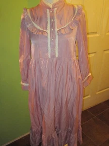 Scarlet Darkness Pink Lace Victorian Pioneer Prairie Dress Colonial 1800’s 10 Y - Picture 1 of 5