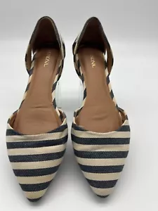 Merona Point toe blue and white stripe flats (Excellent Condition) - Picture 1 of 4