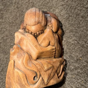 Handgeschnitzte Teak weinende Buddha Figur Skulptur weinender Mönch Yogi - Bild 1 von 4