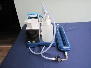 Bomba de vacío de diafragma KNF Laboport PM20119-840.3 con configuración de colector QUIAGEN 24. - Imagen 1 de 10