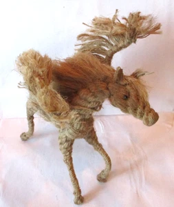Vintage Macrame Corded Folk Art Pegasus Hanging Rope Horse - Picture 1 of 4