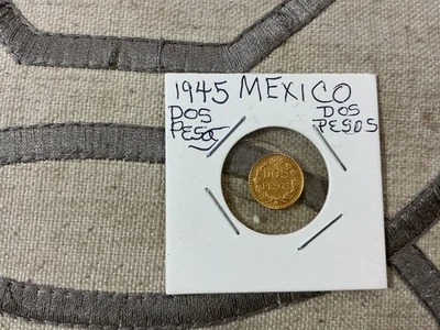 México 1945 Dos Pesos Oro Sin Circular y Sin Clasificar Foto 1 de 2