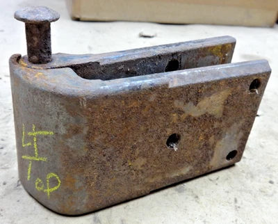 1937 1938 Chevy LEFT UPPER DOOR HINGE Original GM Front - Image 1 of 4