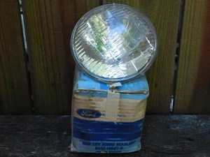 NEW OEM Original Vintage Ford New Life Guard Headlamp B8AZ-13007-B Headlight - Picture 1 of 7