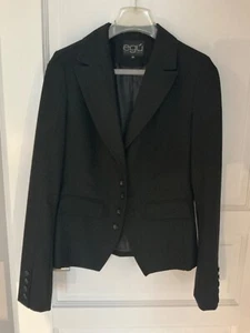 Eleganter, klassischer Blazer Gr 84 von EGÜ, schwarz, tailliert, kurz - Bild 1 von 12
