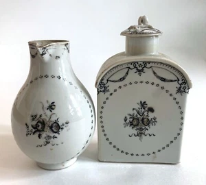 18C Chinese Export Porcelain TEA CADDY, Lid, & PITCHER Black Gilt Floral 1700s - Picture 1 of 12