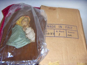 Vintage Virgin Mary Embracing Baby Jesus Wood Wall Plaque in Box Italy 14"x9" - Picture 1 of 6