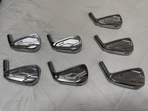 Used Dunlop Srixon ZX7 irons #4-pw - Picture 1 of 7