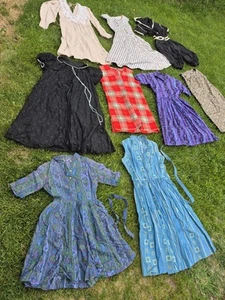 VINTAGE WOMEN'S DRESS MIXED LOT OF 9 PIECES MID-CENTURY - Picture 1 of 7