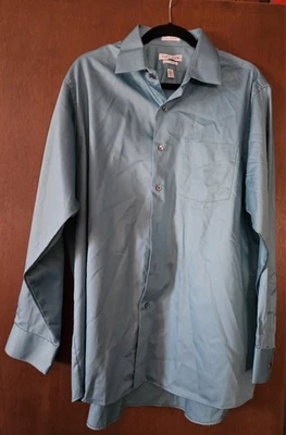 Van Heusen 男式长袖正装衬衫 Reg. Fit Lux Sateen 尺寸 17 1/2 34/35 — 第 1/3 张图片