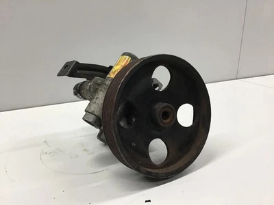 Bomba de dirección asistida diésel Volvo S40, V40 2002 8200071050 KAD24190 Foto 1 de 4