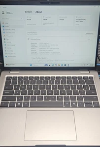 Dell Latitude 14" modelo PRO (PB14250) desgaste menor - Imagen 1 de 4