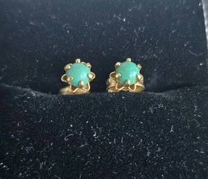 14K Yellow Gold Pierced Stud Earrings with 6mm Turquoise Stone - Picture 1 of 3