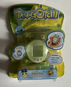 TAMAGOTCHI GOTCHI GEAR GREEN TAMA-DECORATCHI KIT BANDAI 2007 NEW - Picture 1 of 2