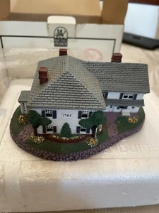 Norman Rockwell’s Residence Rhodes Studios Originalverpackt  - Bild 1 von 4