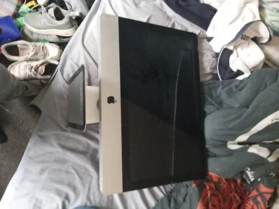 Apple iMac A1311 21.5" (1TB HDD, Intel Core i3, 3.2 GHZ, 4GB) Desktop - MC509B/. - Image 1 of 3