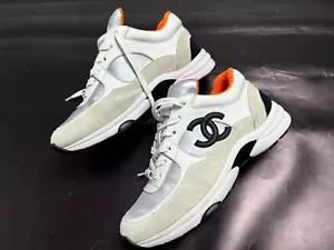 Auth Women's CHANEL Interlocking CC White Logo Sneaker Trainer Shoes - 38 - 8 US - Picture 1 of 15