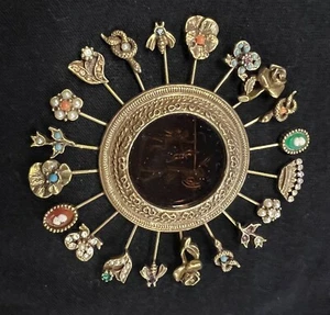 BEAUTIFUL Vintage Goldette Jeweled Stick Pin Reverse Intaglio Cameo 3.5” Brooch - Picture 1 of 8