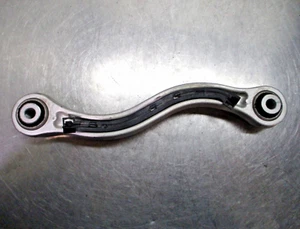 2021-2024 GRAND CHEROKEE Right Rear Upper Camber Link Assembly OEM-68406636AC - Picture 1 of 6