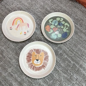 3 Pillowfort Zielscheibe Dschungel Löwe, Einhorn, Lappen Druck Geschirr Kinder Teller 7,25" - Bild 1 von 7