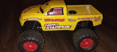 Nitro Stampede 1/10 Scale .15 Trx Pull start Great Compression  - Image 1 of 4