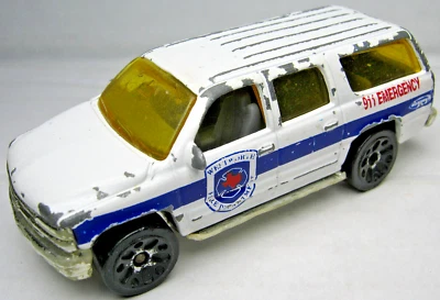 1999 MATCHBOX CHEVY SUBURBAN WESTWORTH FIRE DEPARTMENT 1:76 DIECAST 3" TRUCK - Image 1 of 4