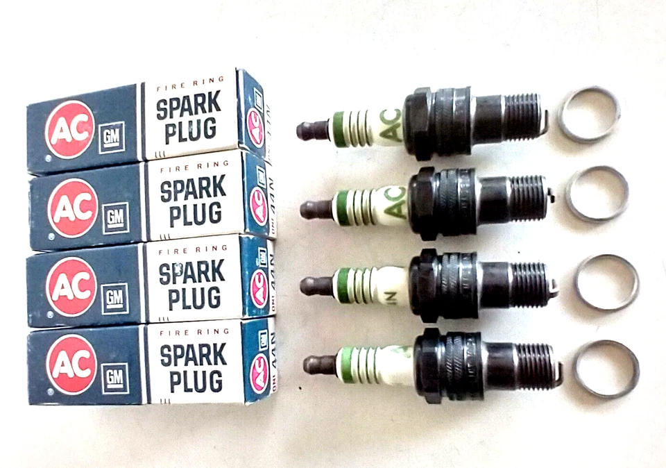 (Pack de 4) Bujía Vintage ACDELCO GM Fire Ring 44N (Hecho en EE. UU.) Foto 1 de 4
