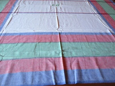 Nappe N°284 en coton carreaux rouge bleu vert 126 x 136 cm monogramme CG trou EU - Photo 1/4