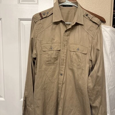 Camisa de hombro Gucci negra charretera militar para hombre talla 43/17 Foto 1 de 4