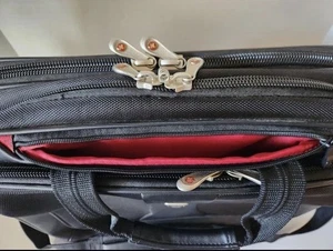 Wenger Swiss Gear Computer Laptop Tablet do przenoszenia Czarna teczka Torba podróżna 15" - Zdjęcie 1 z 3