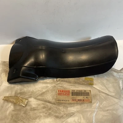 GUARDABARROS TRASERO GUARDABARROS INTERIOR GUARDABARROS TRASERO YAMAHA 39X-21642-00 NUEVO OEM NOS YZ125/250/490 Foto 1 de 4